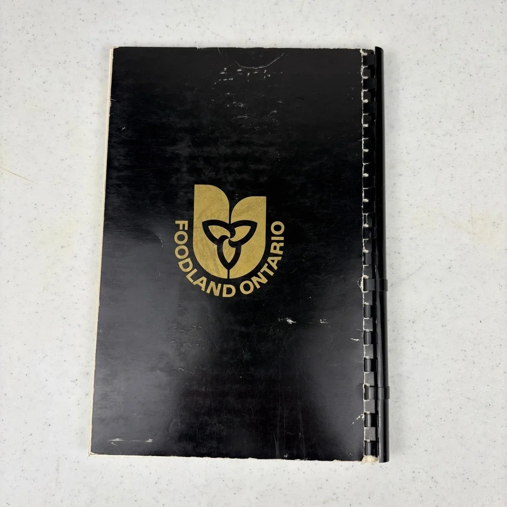 Experience‎ a Taste of Wine Grape & Wine Recipes Cookbook Ontario 1985 Vintage